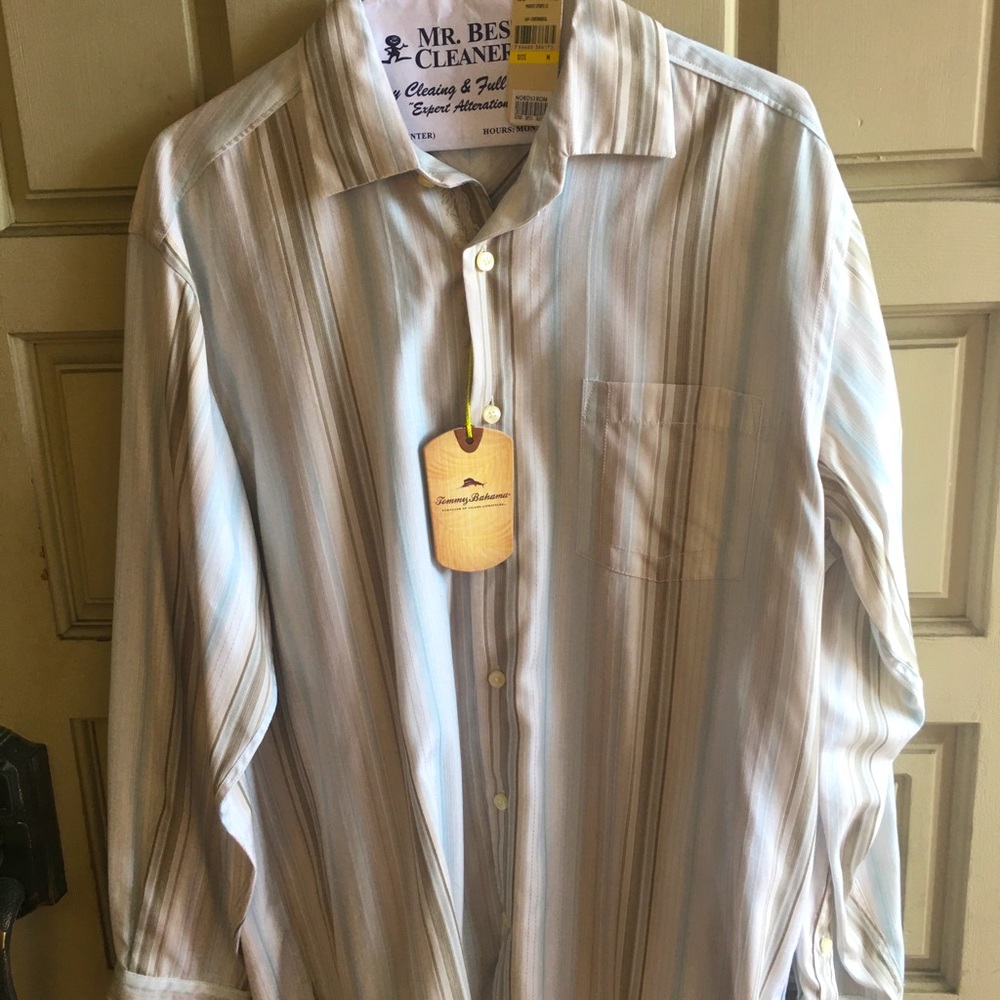 Tommy Bahama brand new long sleeve shirt size medium classic pattern
